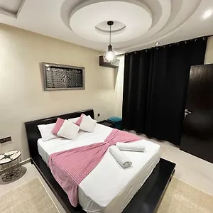 Duplex Elegant Et Calme Marrakech Menara Apartamento